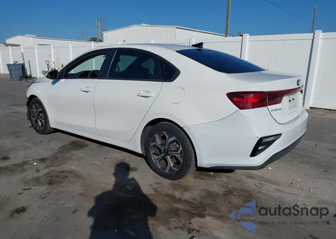2021 Kia Forte Lxs из США, поврежденный, VIN 3KPF24AD0ME314564